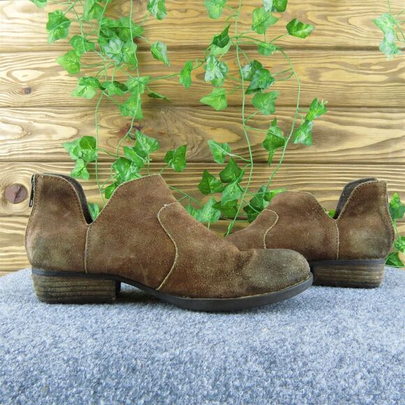 Born Distressed Women Ankle Boots Brown Suede Zip Size 7 Medium - Picture 7 of 10